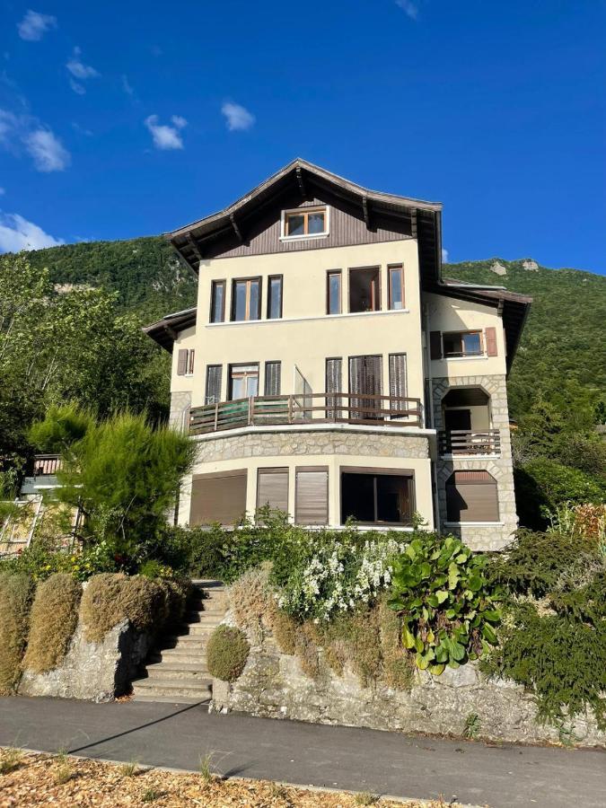 Reflet Bleu Du Lac D'Annecy 3 Etoiles - Face Au Lac, Parking Gratuit, Paddle Board دوسارد المظهر الخارجي الصورة